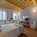 Duomo Exclusive Apartment